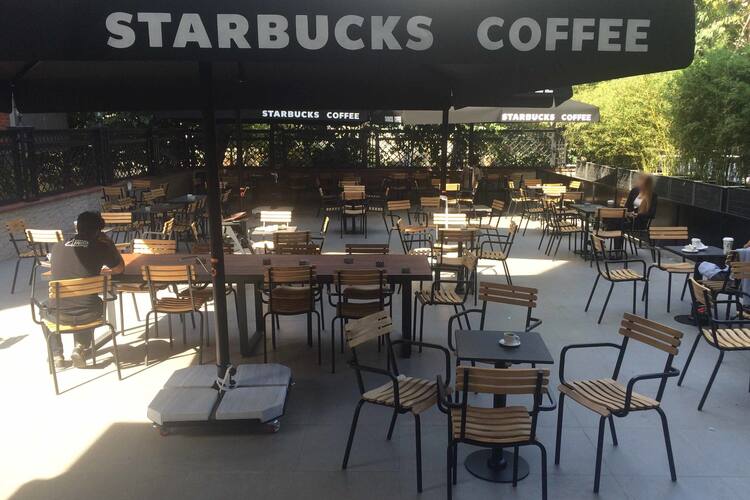 Starbucks Yesilkoy Merkez Istanbul